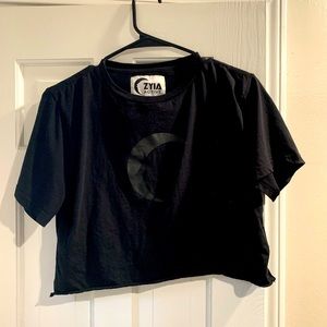 ZYIA Black Moon Crop Tee - M
